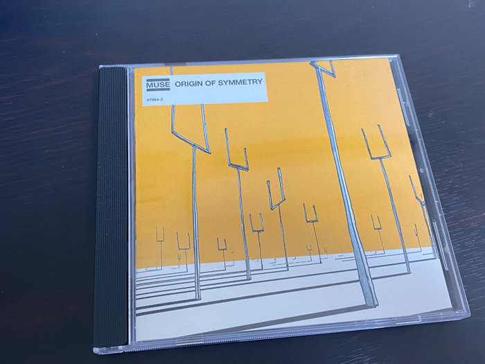 MUSE「Origin of Symmetry」のジャケット