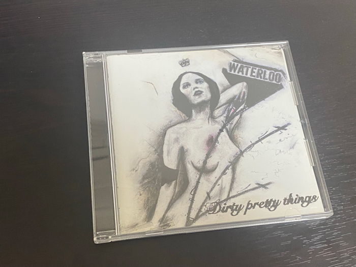 Dirty Pretty Things「Waterloo to Anywhere」のジャケット