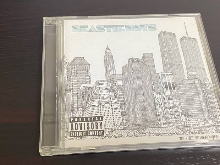 Beastie Boys「To the 5 Boroughs」のジャケット