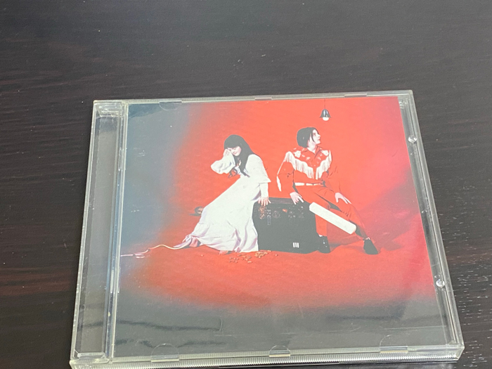 The White Stripes「Elephant」のジャケット