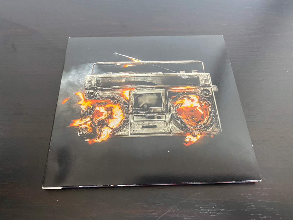 Green Day「Revolution Radio」のジャケット