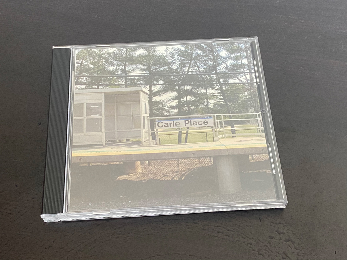 COMEBACK MY DAUGHTERS「OUTTA HERE」のジャケット