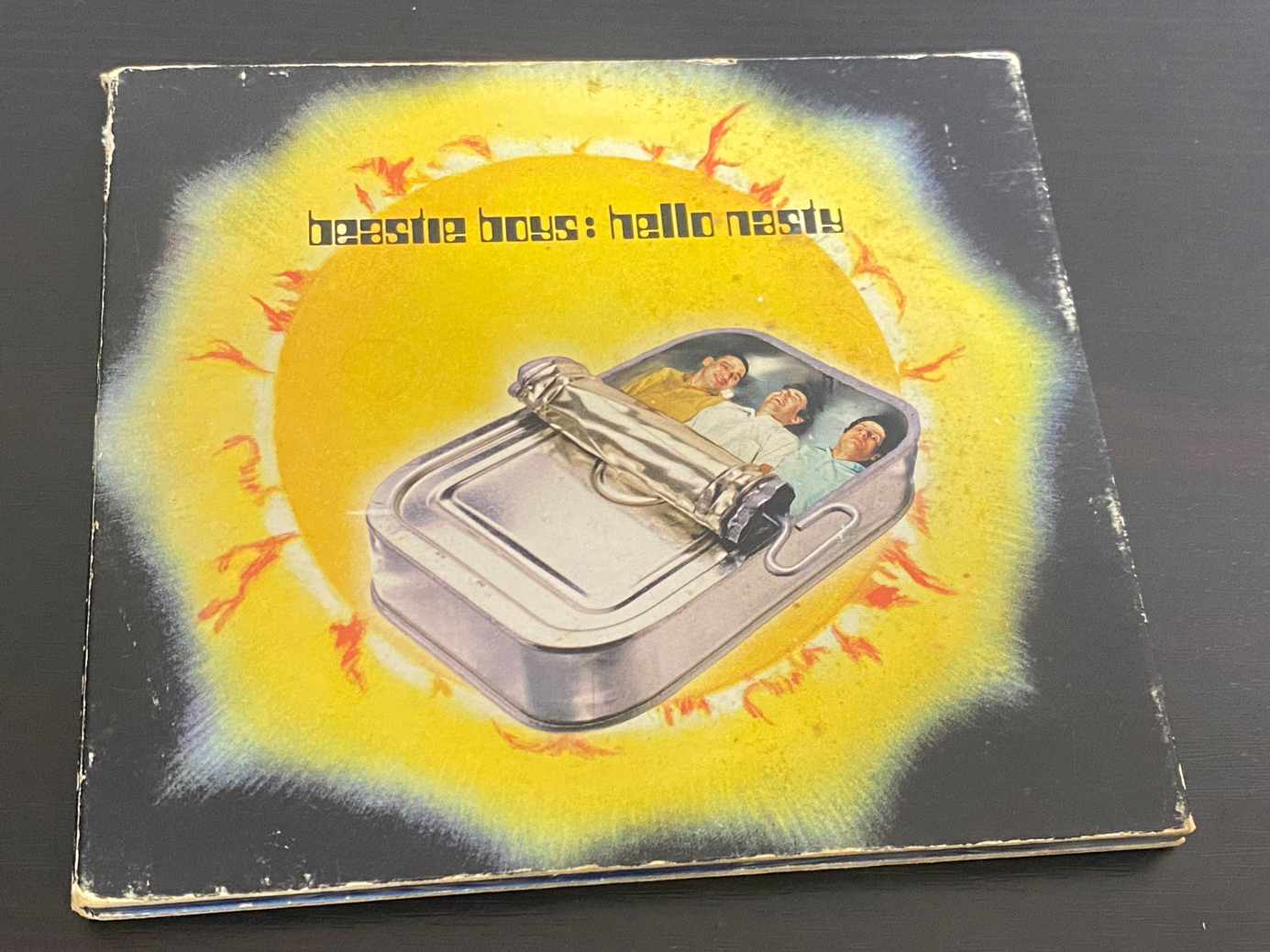 Beastie Boys「Hello Nasty」のジャケット