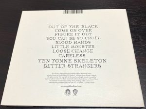 オススメ代表曲は「Come On Over」