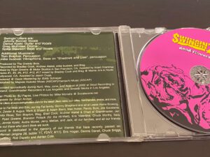 Swingin' Utters「Dead Flowers, Bottles, Bluegrass, and Bones」の収録曲