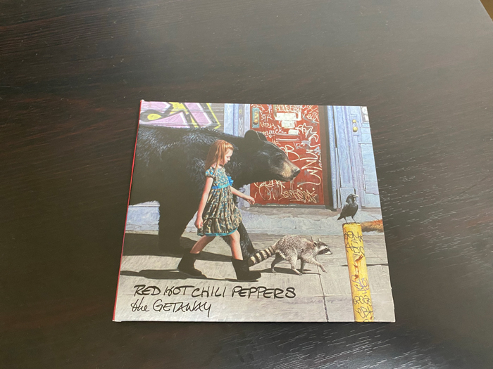 Red Hot Chili Peppers（レッチリ）「The Getaway」のジャケット