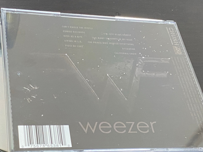 Weezer「Weezer（Black Album）」とは