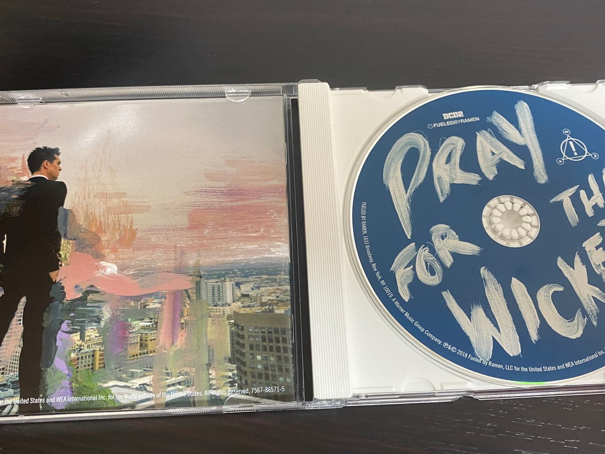 Panic! at the Disco「Pray for the Wicked」収録曲