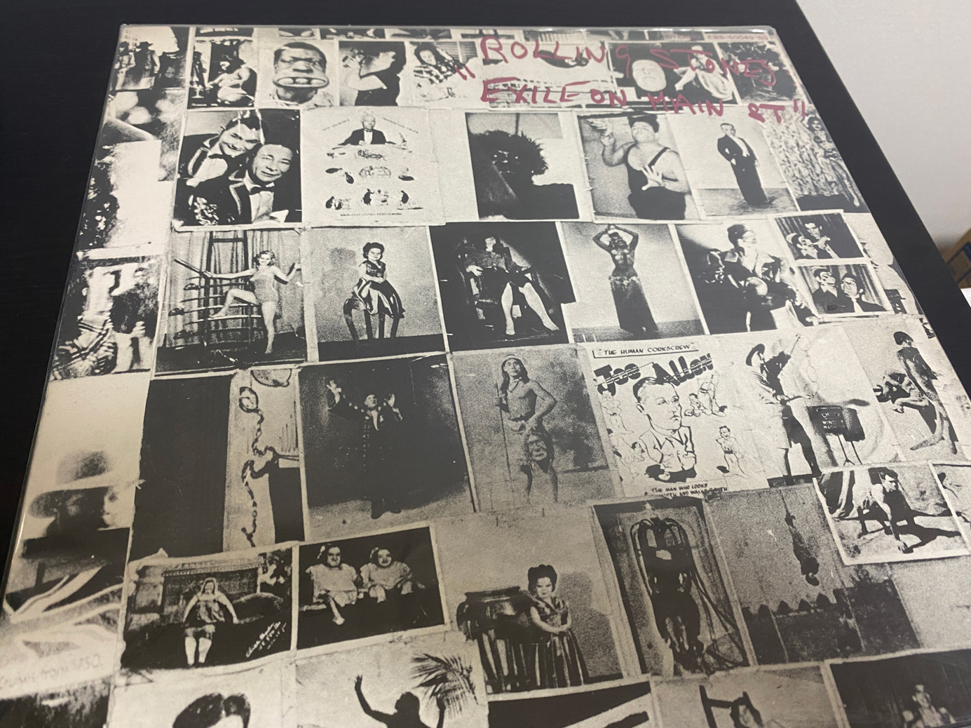 The Rolling Stones「Exile on Main St.」のジャケット